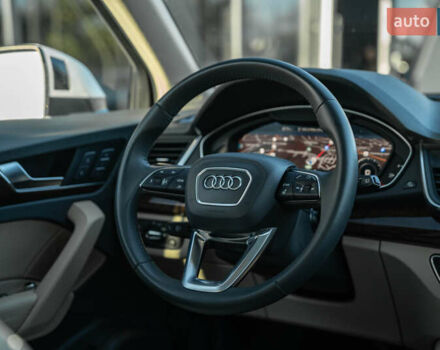 Білий Ауді Ку 5, об'ємом двигуна 1.98 л та пробігом 99 тис. км за 34500 $, фото 26 на Automoto.ua