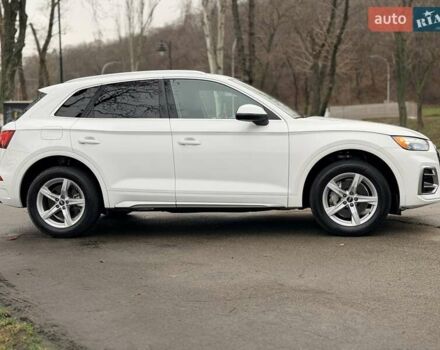 Білий Ауді Ку 5, об'ємом двигуна 1.98 л та пробігом 39 тис. км за 33500 $, фото 4 на Automoto.ua