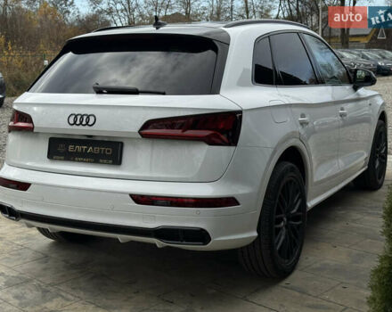 Белый Ауди Ку 5, объемом двигателя 1.98 л и пробегом 65 тыс. км за 40999 $, фото 5 на Automoto.ua
