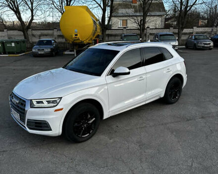 Белый Ауди Ку 5, объемом двигателя 1.98 л и пробегом 72 тыс. км за 26900 $, фото 5 на Automoto.ua