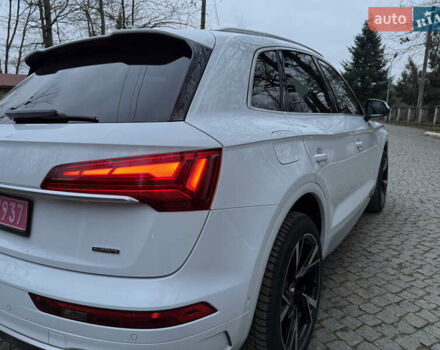 Білий Ауді Ку 5, об'ємом двигуна 2 л та пробігом 100 тис. км за 33900 $, фото 16 на Automoto.ua