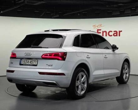 Белый Ауди Ку 5, объемом двигателя 2 л и пробегом 104 тыс. км за 19000 $, фото 1 на Automoto.ua