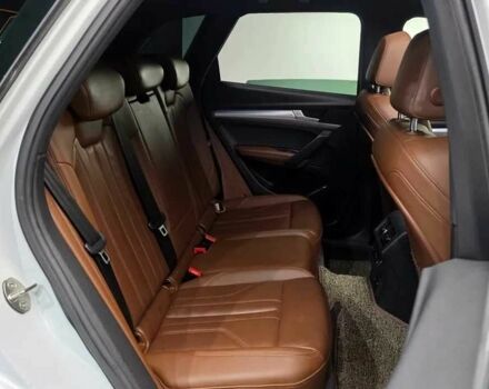 Белый Ауди Ку 5, объемом двигателя 2 л и пробегом 104 тыс. км за 19000 $, фото 9 на Automoto.ua