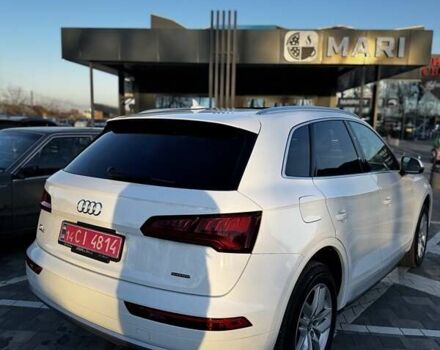 Белый Ауди Ку 5, объемом двигателя 2 л и пробегом 83 тыс. км за 29300 $, фото 2 на Automoto.ua