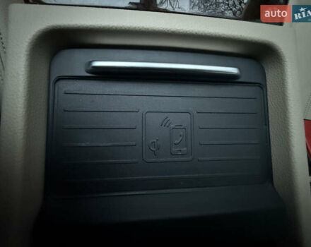 Білий Ауді Ку 5, об'ємом двигуна 2 л та пробігом 100 тис. км за 33900 $, фото 45 на Automoto.ua