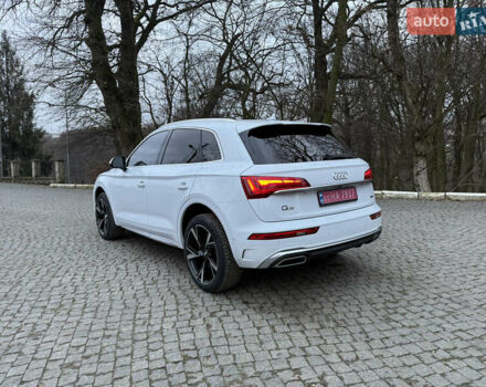 Білий Ауді Ку 5, об'ємом двигуна 2 л та пробігом 100 тис. км за 33900 $, фото 12 на Automoto.ua