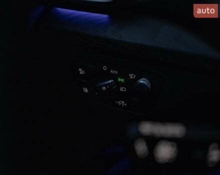 Білий Ауді Ку 5, об'ємом двигуна 1.98 л та пробігом 62 тис. км за 43600 $, фото 27 на Automoto.ua