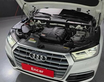 Белый Ауди Ку 5, объемом двигателя 2 л и пробегом 104 тыс. км за 19000 $, фото 4 на Automoto.ua