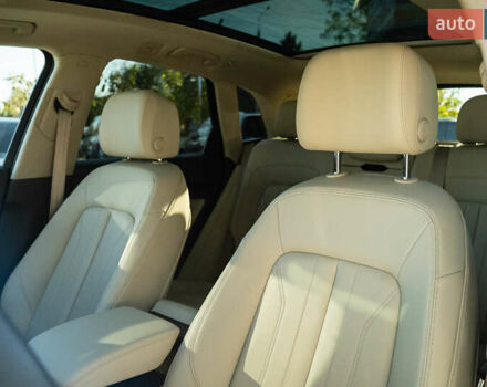 Білий Ауді Ку 5, об'ємом двигуна 1.98 л та пробігом 99 тис. км за 34500 $, фото 43 на Automoto.ua