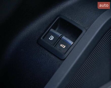 Білий Ауді Ку 5, об'ємом двигуна 1.98 л та пробігом 62 тис. км за 43600 $, фото 26 на Automoto.ua