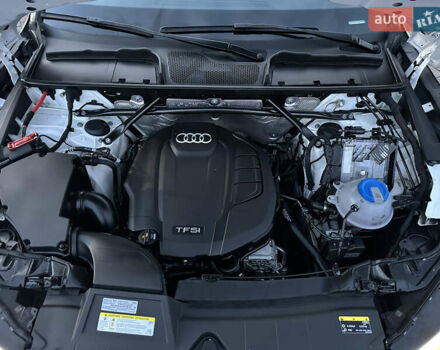 Білий Ауді Ку 5, об'ємом двигуна 2 л та пробігом 119 тис. км за 25700 $, фото 32 на Automoto.ua