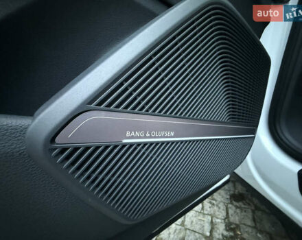 Білий Ауді Ку 5, об'ємом двигуна 2 л та пробігом 100 тис. км за 33900 $, фото 46 на Automoto.ua