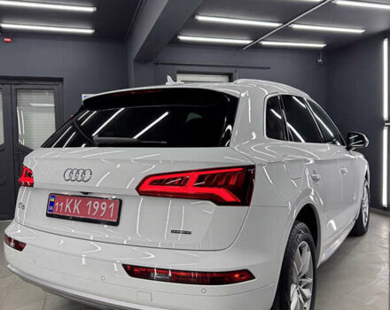 Білий Ауді Ку 5, об'ємом двигуна 1.98 л та пробігом 180 тис. км за 24399 $, фото 2 на Automoto.ua