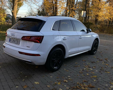 Ауди Ку 5 2020 в Василькове на Automoto.ua Белый Ауди Ку 5, объемом двигателя 1.98 л и пробегом 70 тыс. км за 27400 $, фото 2 на Automoto.ua
