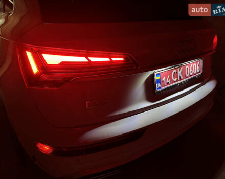 Ауди Ку 5 2020 в Тернополе на Automoto.ua Белый Ауди Ку 5, объемом двигателя 1.98 л и пробегом 136 тыс. км за 44000 $, фото 57 на Automoto.ua