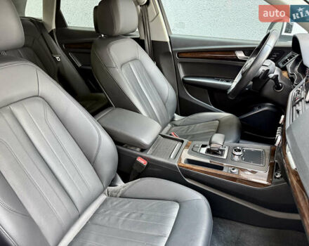 Білий Ауді Ку 5, об'ємом двигуна 2 л та пробігом 56 тис. км за 31900 $, фото 28 на Automoto.ua