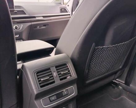 Белый Ауди Ку 5, объемом двигателя 2 л и пробегом 52 тыс. км за 30900 $, фото 28 на Automoto.ua