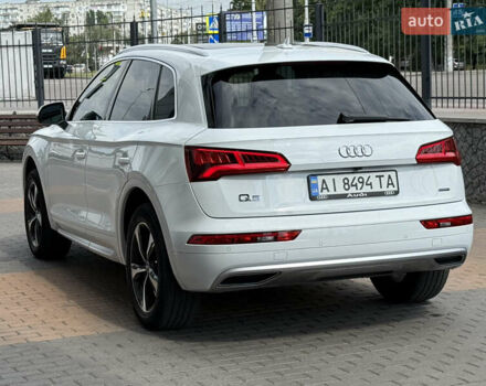 Белый Ауди Ку 5, объемом двигателя 2 л и пробегом 55 тыс. км за 26500 $, фото 25 на Automoto.ua