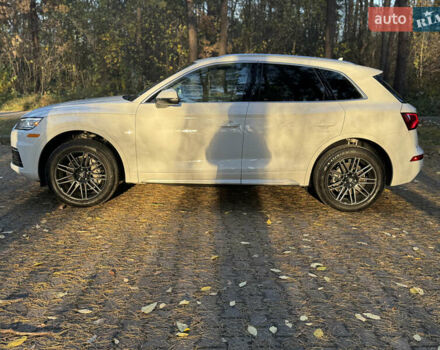 Білий Ауді Ку 5, об'ємом двигуна 1.98 л та пробігом 64 тис. км за 24600 $, фото 2 на Automoto.ua