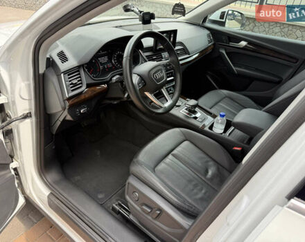 Белый Ауди Ку 5, объемом двигателя 2 л и пробегом 55 тыс. км за 26500 $, фото 30 на Automoto.ua