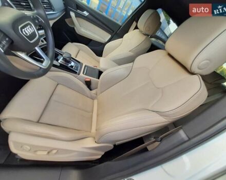 Белый Ауди Ку 5, объемом двигателя 1.98 л и пробегом 85 тыс. км за 44000 $, фото 18 на Automoto.ua