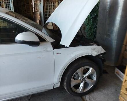 Білий Ауді Ку 5, об'ємом двигуна 1.98 л та пробігом 71 тис. км за 42700 $, фото 54 на Automoto.ua