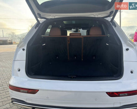 Белый Ауди Ку 5, объемом двигателя 2 л и пробегом 62 тыс. км за 30990 $, фото 45 на Automoto.ua