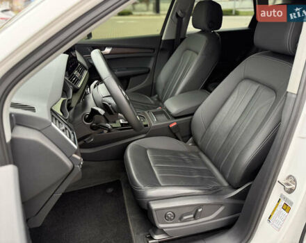 Белый Ауди Ку 5, объемом двигателя 1.98 л и пробегом 92 тыс. км за 34900 $, фото 39 на Automoto.ua