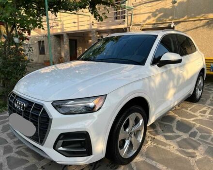 Білий Ауді Ку 5, об'ємом двигуна 2 л та пробігом 87 тис. км за 18700 $, фото 2 на Automoto.ua