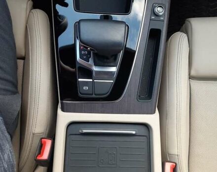 Белый Ауди Ку 5, объемом двигателя 1.98 л и пробегом 85 тыс. км за 44000 $, фото 17 на Automoto.ua