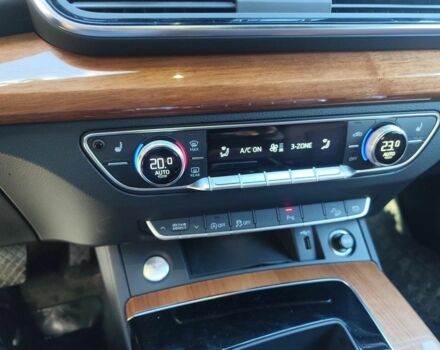 Ауди Ку 5 2021 в Киеве на Automoto.ua Белый Ауди Ку 5, объемом двигателя 0 л и пробегом 63 тыс. км за 16599 $, фото 13 на Automoto.ua