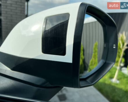 Білий Ауді Ку 5, об'ємом двигуна 1.98 л та пробігом 172 тис. км за 27777 $, фото 18 на Automoto.ua