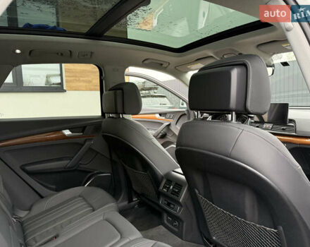 Белый Ауди Ку 5, объемом двигателя 1.98 л и пробегом 59 тыс. км за 33900 $, фото 60 на Automoto.ua