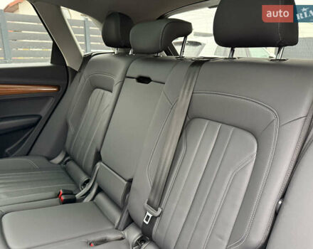 Белый Ауди Ку 5, объемом двигателя 1.98 л и пробегом 59 тыс. км за 33900 $, фото 54 на Automoto.ua