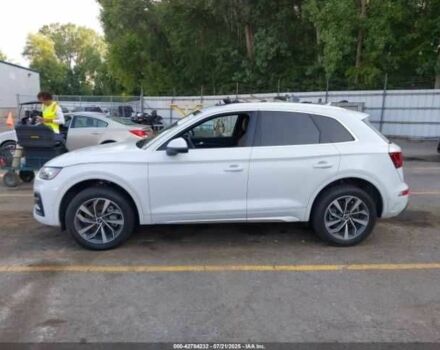 Білий Ауді Ку 5, об'ємом двигуна 2 л та пробігом 32 тис. км за 12000 $, фото 12 на Automoto.ua