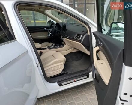 Белый Ауди Ку 5, объемом двигателя 1.98 л и пробегом 26 тыс. км за 49900 $, фото 12 на Automoto.ua