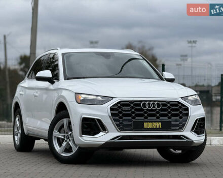 Белый Ауди Ку 5, объемом двигателя 1.98 л и пробегом 92 тыс. км за 34900 $, фото 4 на Automoto.ua