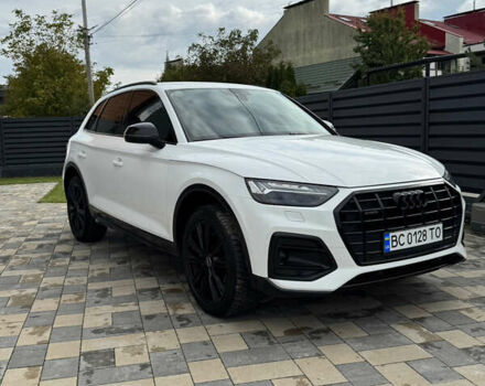 Белый Ауди Ку 5, объемом двигателя 1.97 л и пробегом 222 тыс. км за 38400 $, фото 3 на Automoto.ua