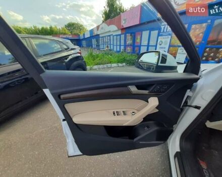 Білий Ауді Ку 5, об'ємом двигуна 1.98 л та пробігом 85 тис. км за 46500 $, фото 23 на Automoto.ua