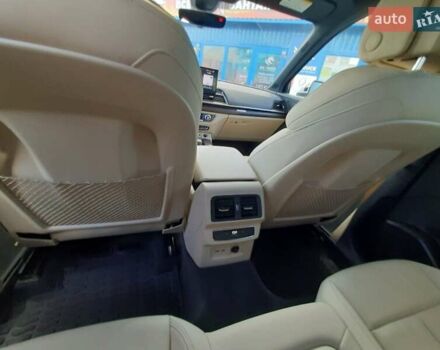 Белый Ауди Ку 5, объемом двигателя 1.98 л и пробегом 85 тыс. км за 44000 $, фото 25 на Automoto.ua