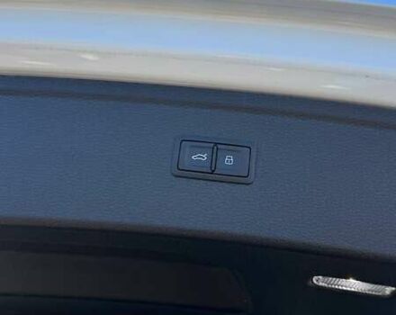 Белый Ауди Ку 5, объемом двигателя 2 л и пробегом 57 тыс. км за 34000 $, фото 13 на Automoto.ua