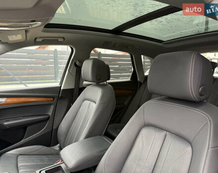 Белый Ауди Ку 5, объемом двигателя 1.98 л и пробегом 59 тыс. км за 33900 $, фото 50 на Automoto.ua