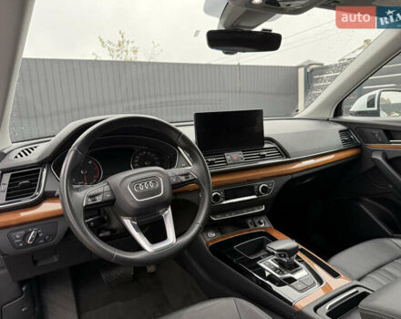 Белый Ауди Ку 5, объемом двигателя 1.98 л и пробегом 59 тыс. км за 33900 $, фото 55 на Automoto.ua