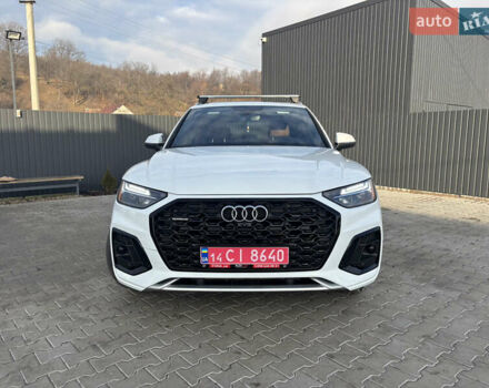 Белый Ауди Ку 5, объемом двигателя 2 л и пробегом 62 тыс. км за 30990 $, фото 6 на Automoto.ua