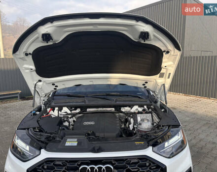 Белый Ауди Ку 5, объемом двигателя 2 л и пробегом 62 тыс. км за 30990 $, фото 24 на Automoto.ua