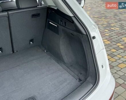 Білий Ауді Ку 5, об'ємом двигуна 1.98 л та пробігом 123 тис. км за 29999 $, фото 84 на Automoto.ua