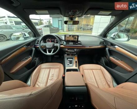 Белый Ауди Ку 5, объемом двигателя 1.98 л и пробегом 50 тыс. км за 30300 $, фото 6 на Automoto.ua