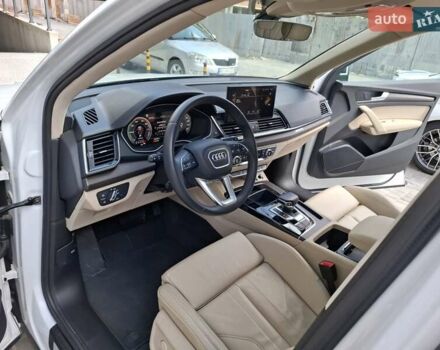 Белый Ауди Ку 5, объемом двигателя 1.98 л и пробегом 26 тыс. км за 49900 $, фото 14 на Automoto.ua