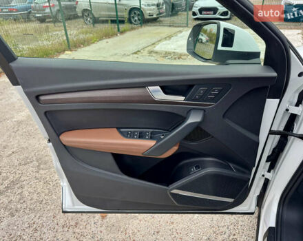 Белый Ауди Ку 5, объемом двигателя 2 л и пробегом 44 тыс. км за 41900 $, фото 11 на Automoto.ua