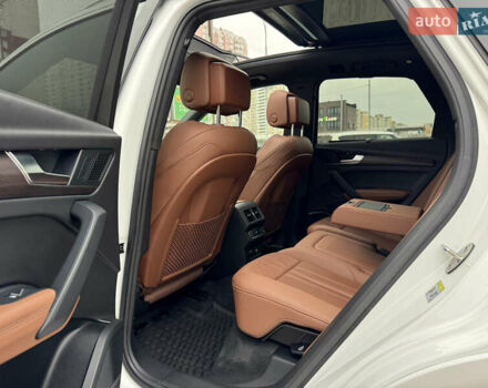 Ауди Ку 5 2021 в Киеве на Automoto.ua Белый Ауди Ку 5, объемом двигателя 2 л и пробегом 44 тыс. км за 41999 $, фото 28 на Automoto.ua